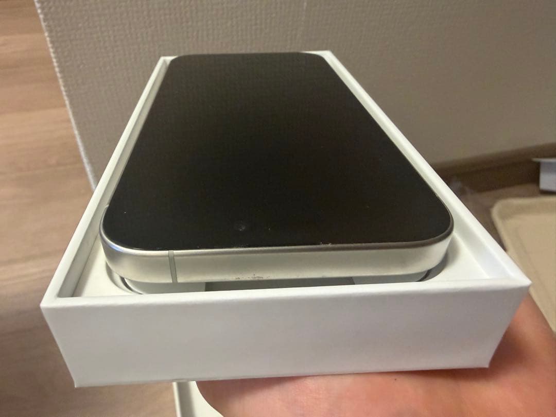 【マツ18】 iphone 15 pro 1TB 付属品付