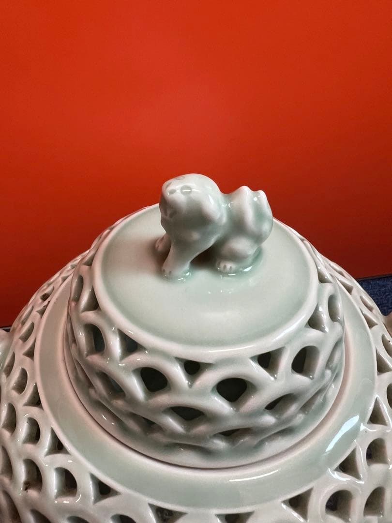 1204 鍋島焼　青磁　透かし彫り　香炉