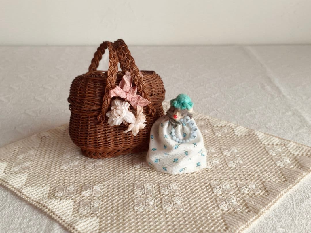 【プップさま】antique doll panier ❀ 小さなバスケット カゴ