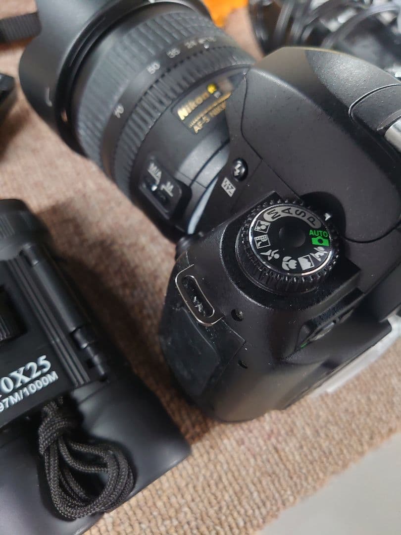 Nikon D70 デジタル一眼レフカメラ 双眼鏡付き