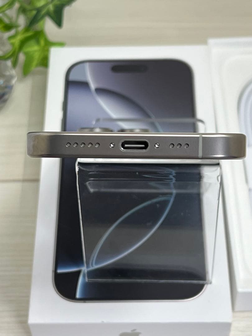 ✨iPhone 16 Pro ❣️ 256GB ナチュラルチタニウム✨96%