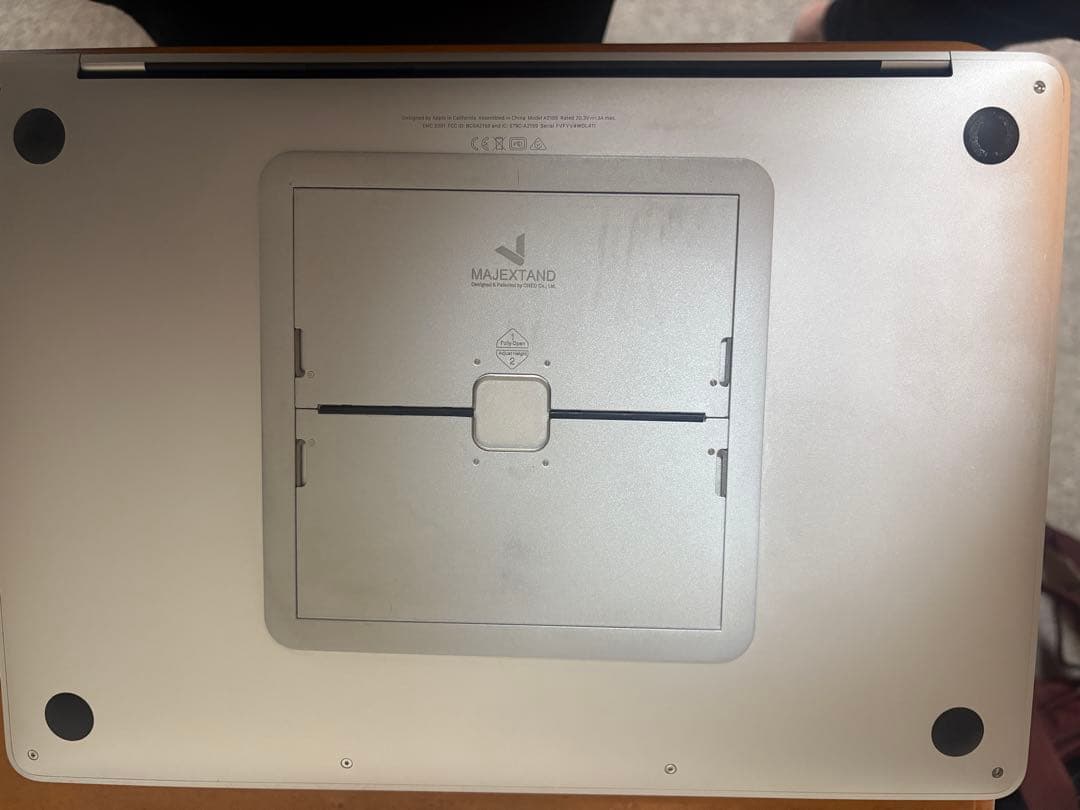 MacBook本体 MacBook Pro 13-inch 2019, Core i5, 8GB