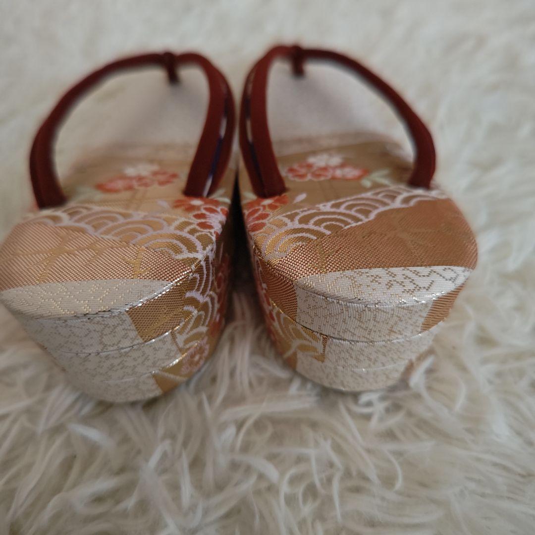 美品✨　花柄 和装用バッグと草履 セット　ホワイト×ゴールド