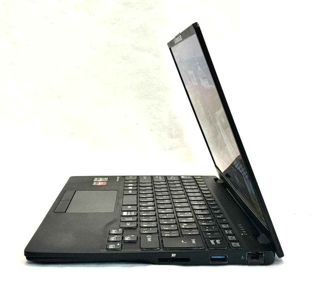 美品 2021年 軽量 LIFEBOOK WUB/F3 Ryzen7 5700U