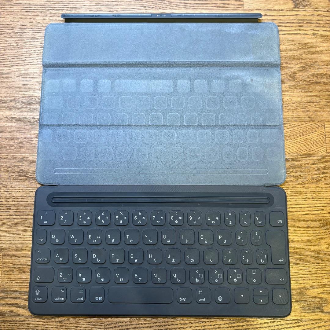 iPad（第7世代）、SmartKeyboard、Apple Pencil