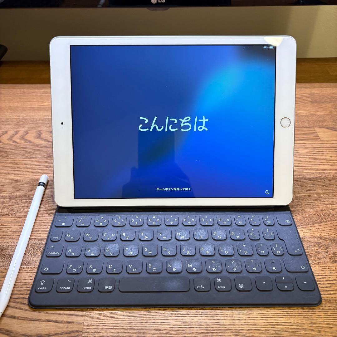 iPad（第7世代）、SmartKeyboard、Apple Pencil