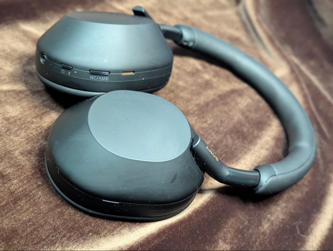 【格安・実用派へ】Sony WH-1000XM5 黒 本体+ケース【ノイキャン】