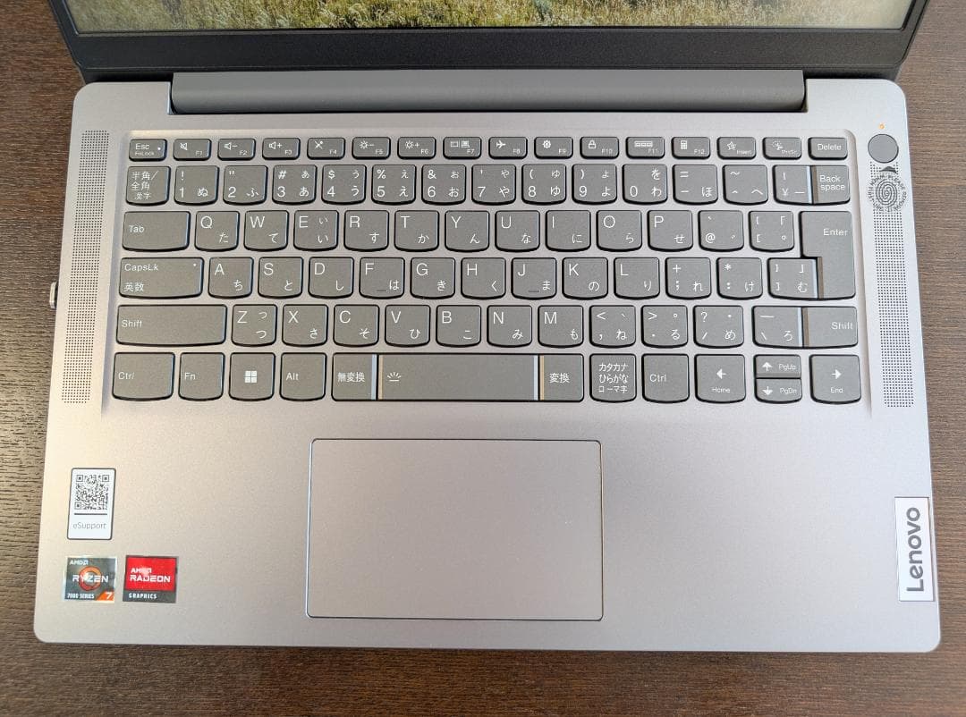 [美品] Lenovo IdeaPad Slim3 Gen8 Ryzen7