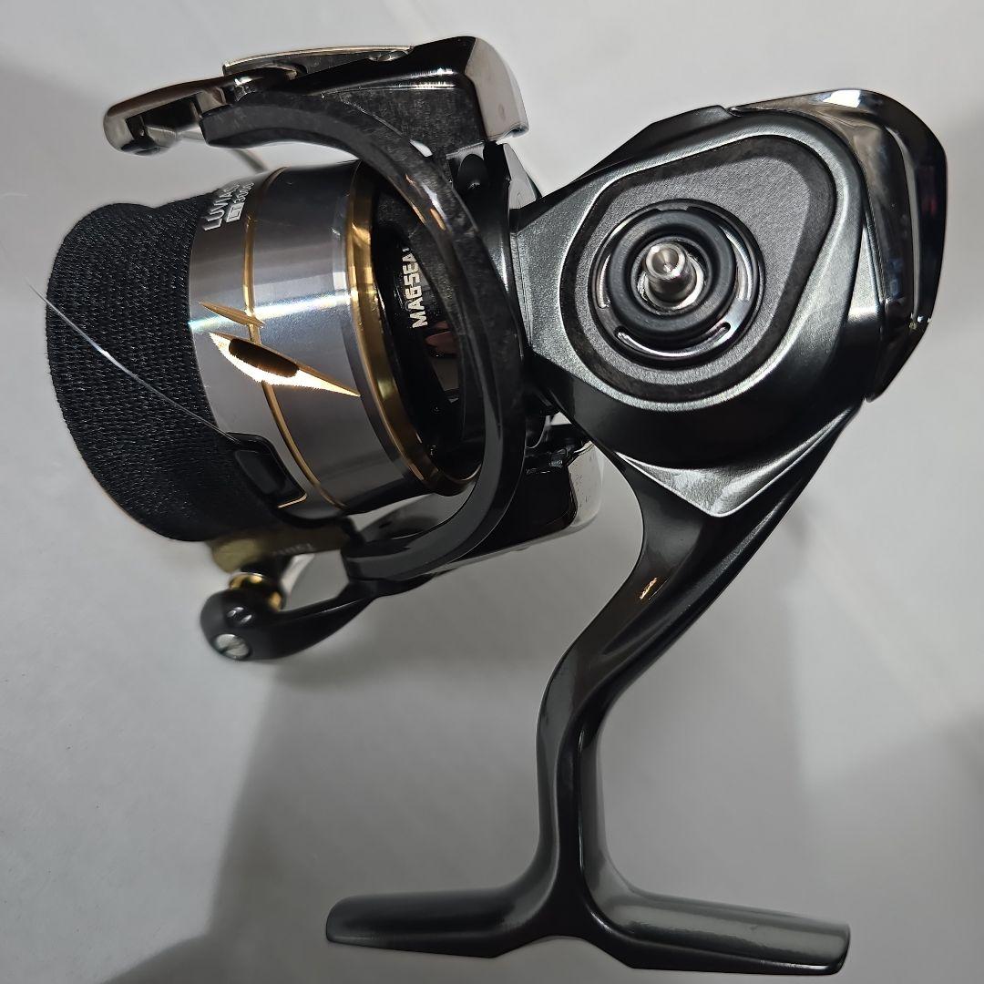 ダイワ 20ルビアス LT3000-C【55mm ハンドル　RCS ノブ付】