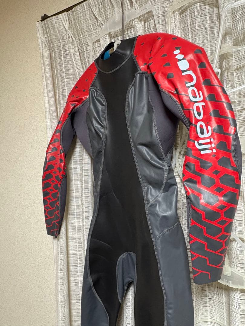 nabaiji フルスーツ 黒/赤　ラバースーツ