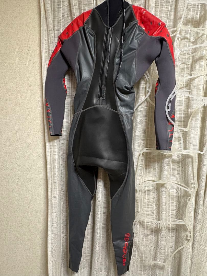nabaiji フルスーツ 黒/赤　ラバースーツ