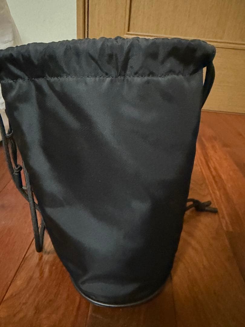 sacai ブラック ナイロン巾着