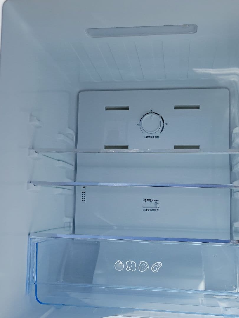 YカズY ハイセンス 冷蔵庫 HR-G13C-BR 135L 2023年製