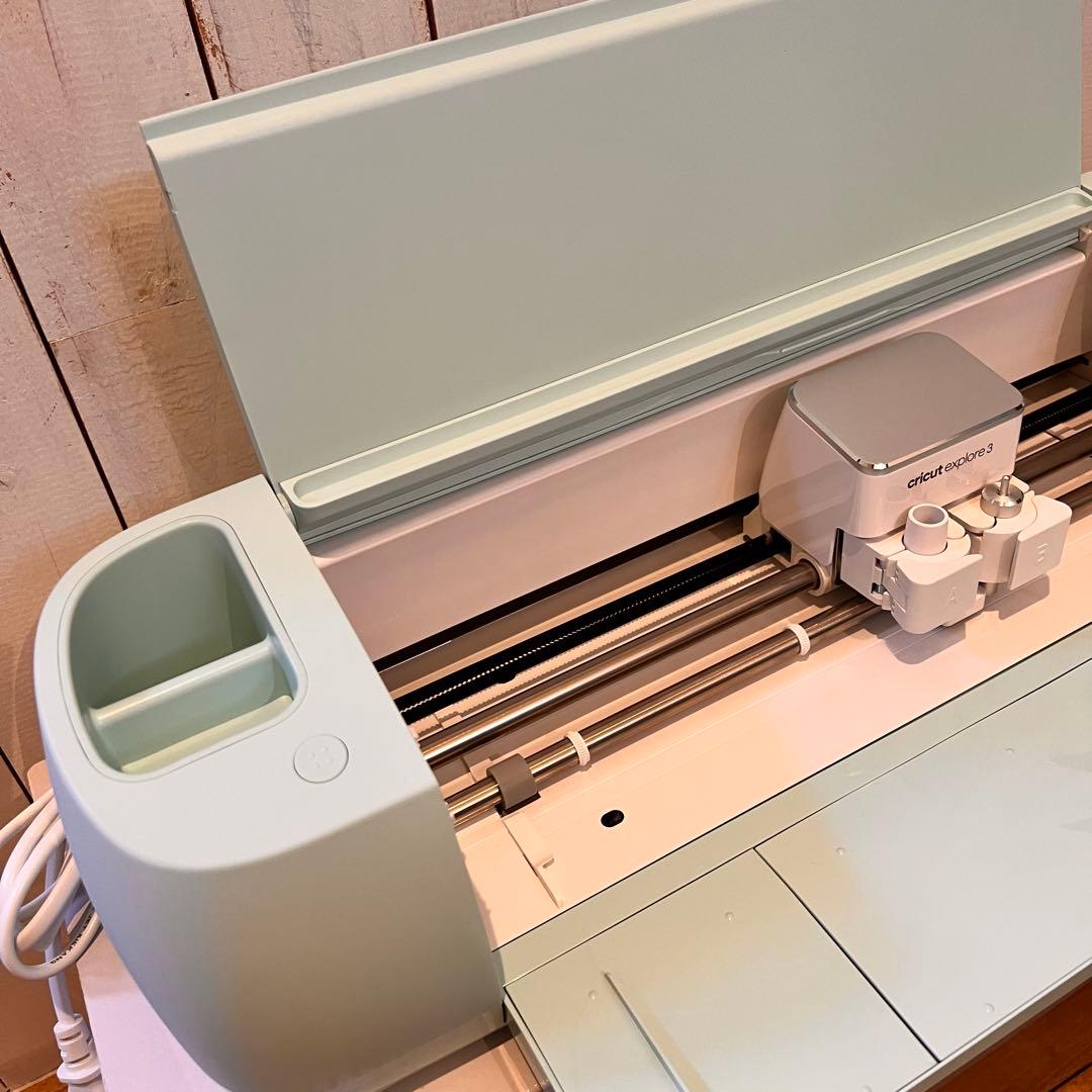 【美品】Cricut クリカット エクスプローラー3