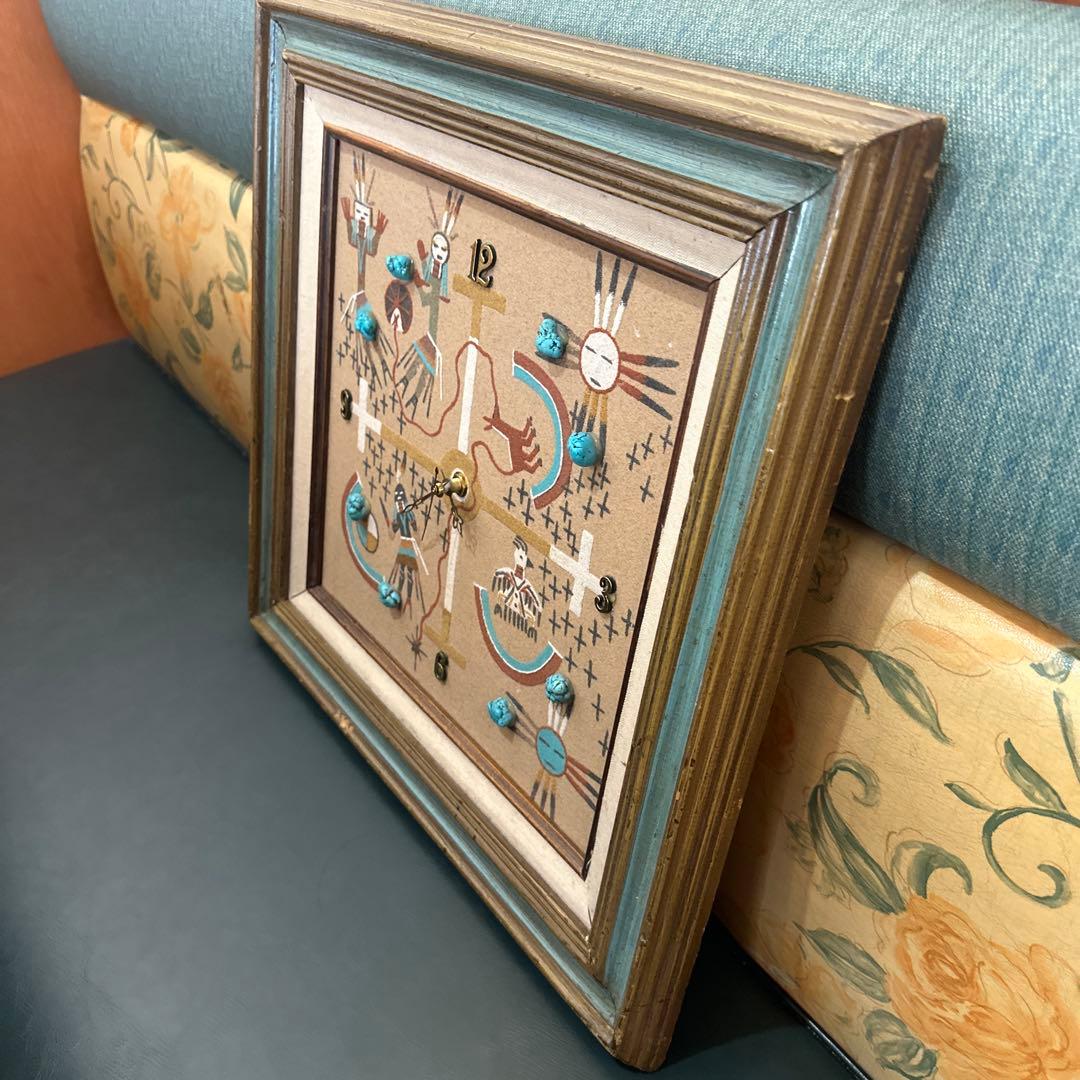 ナバホ族 サンドアート 壁掛け時計 サンフェイス カチナドール 44×44cm