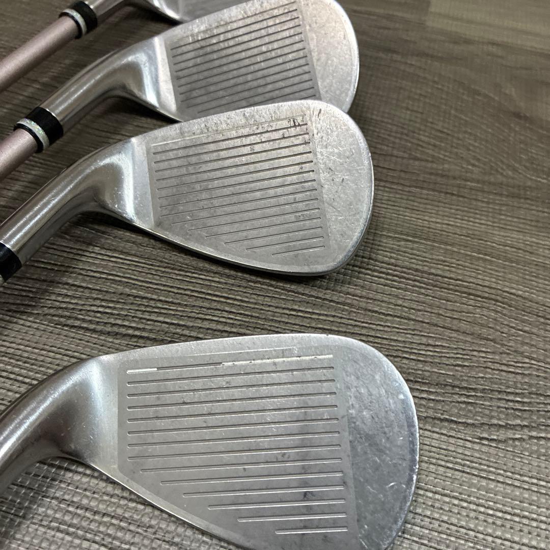 ゼクシオ11レディース アイアンセット シルバー/ピンク