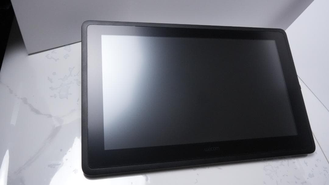 Wacom Cintiq 22 液晶ペンタブレット フルHD 液タブ