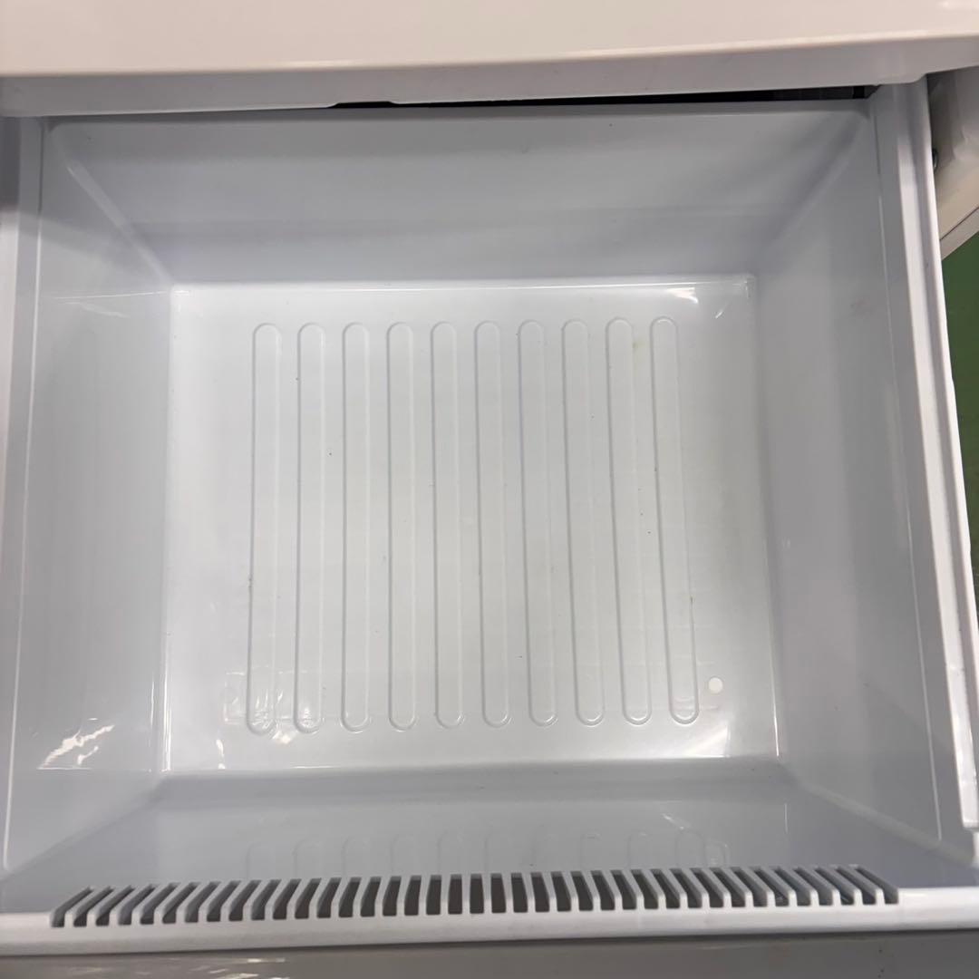 667 SHARP どっちもドア　大型冷蔵庫　300L強　自動製氷　ガラスパネル