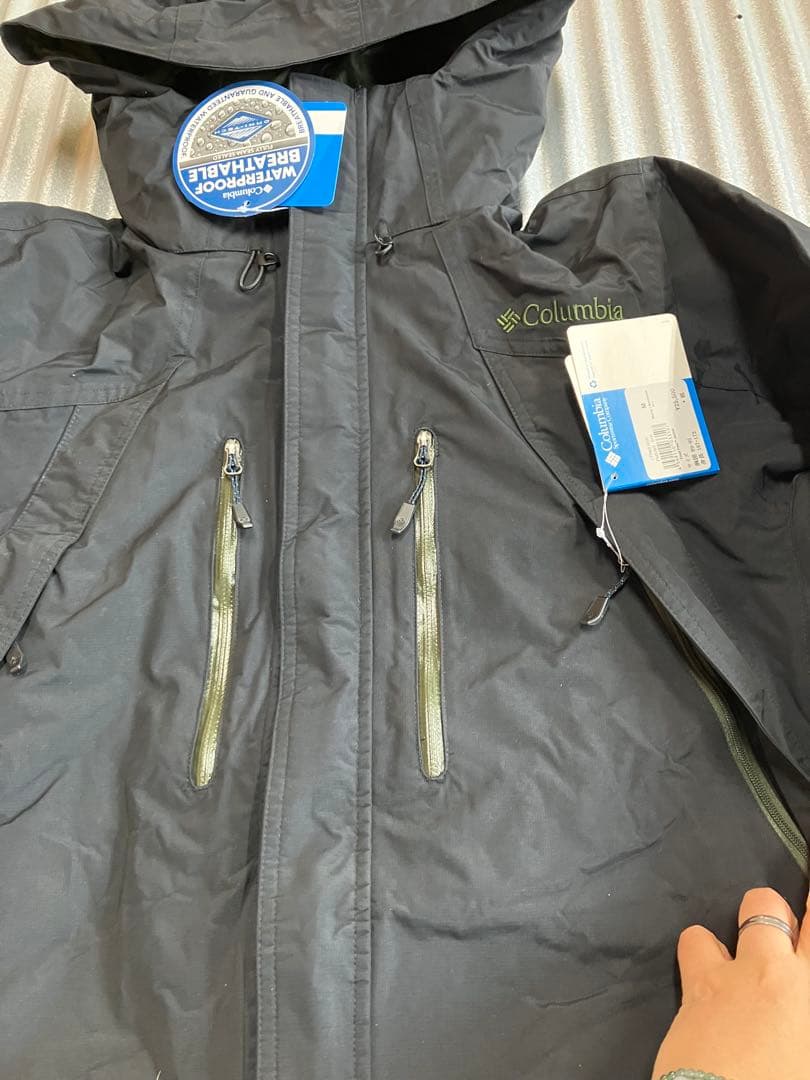 未使用　コロンビア　スノボウェア　上着　ジャケット　アウター　メンズ　黒　XL