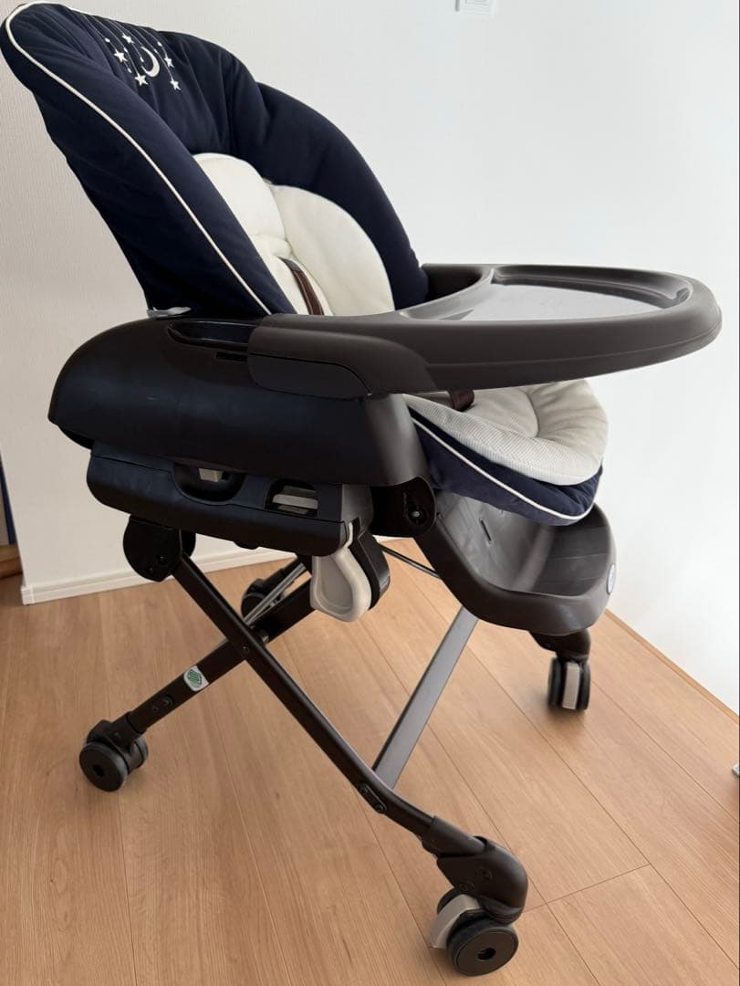 【美品】ネムリラ 手動 ハイローチェア Combi バースデイ限定 ベビーラック