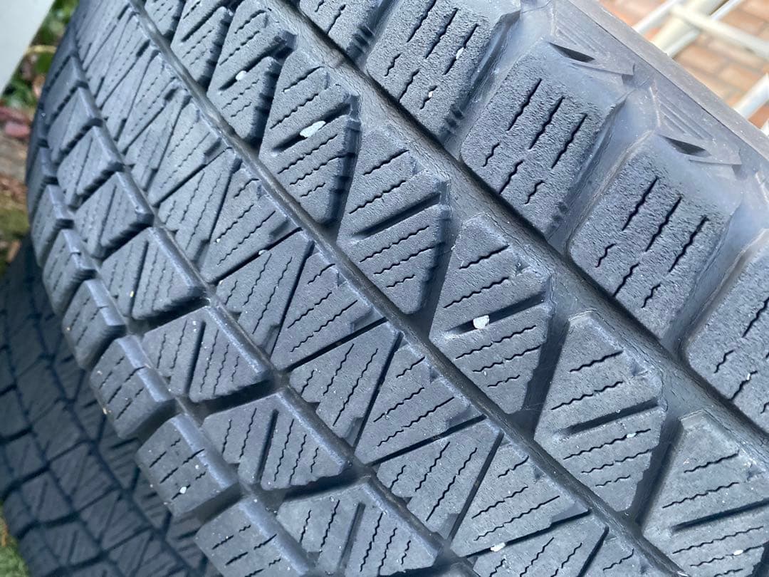 エミ　ブリヂストン スタッドレスタイヤ DM-V3 225/65R17