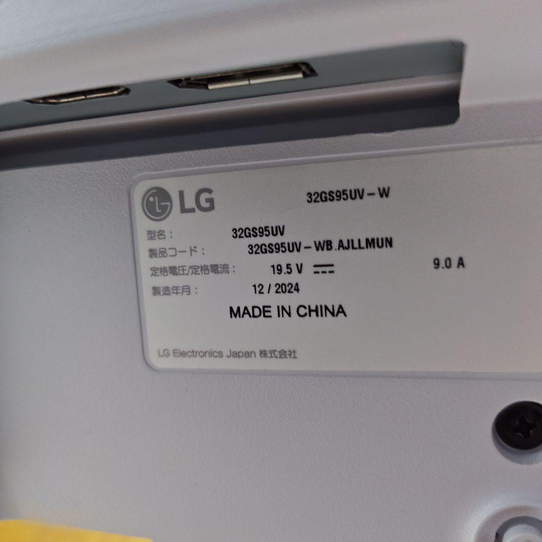 【完動品】LG 32GS95UV　ゲーミングモニター OLED 4Kモニター