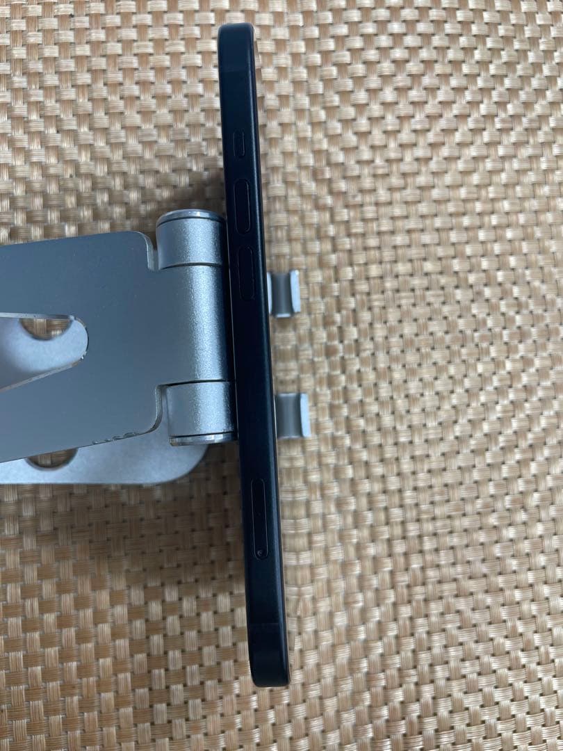 iPhone 15 128 GB ブラックSIMフリー【6028】