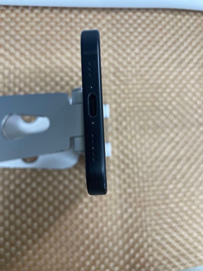 iPhone 15 128 GB ブラックSIMフリー【6028】