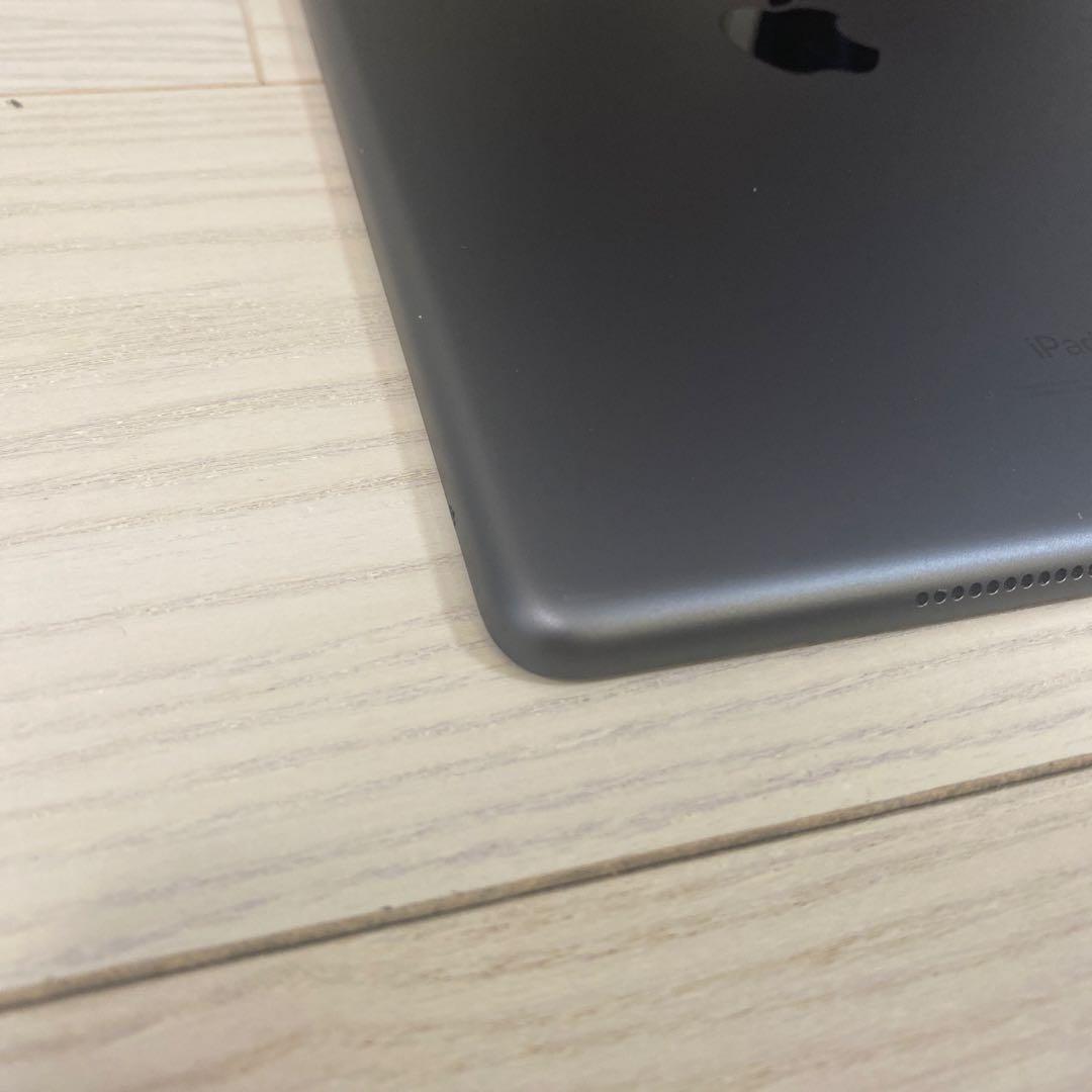 【外観美品】iPad 第8世代 Wi-Fi 32GB バッテリー劣化あり