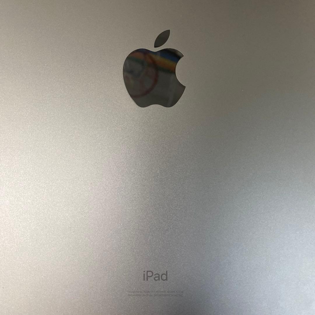 【外観美品】iPad 第8世代 Wi-Fi 32GB バッテリー劣化あり