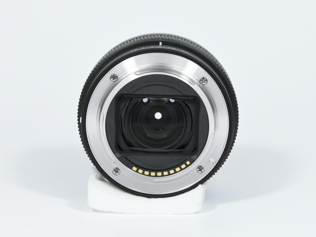 【ほぼ新品】 SONY α7C ILCE-7CL レンズキット 《ショット数4》