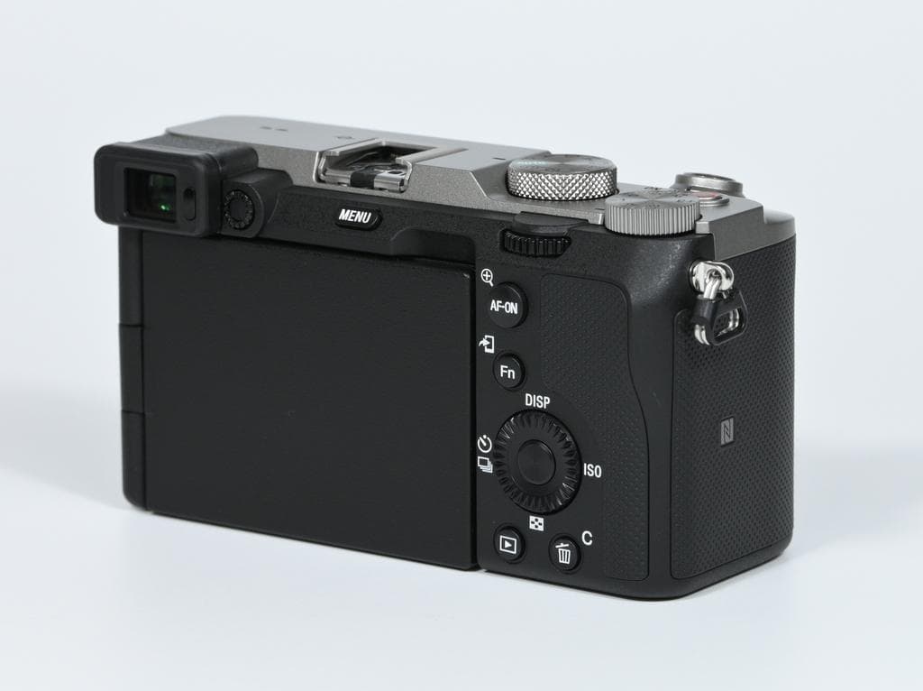 【ほぼ新品】 SONY α7C ILCE-7CL レンズキット 《ショット数4》