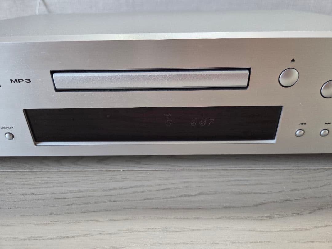 (ジャンク扱い) ONKYO C-7030 CDプレーヤー