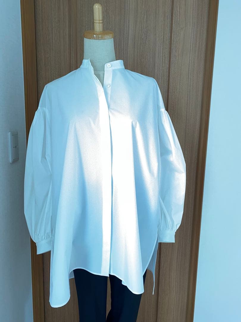 ルフィル le phil ソロテックス　ブラウス パフスリーブ　ギャザー　白