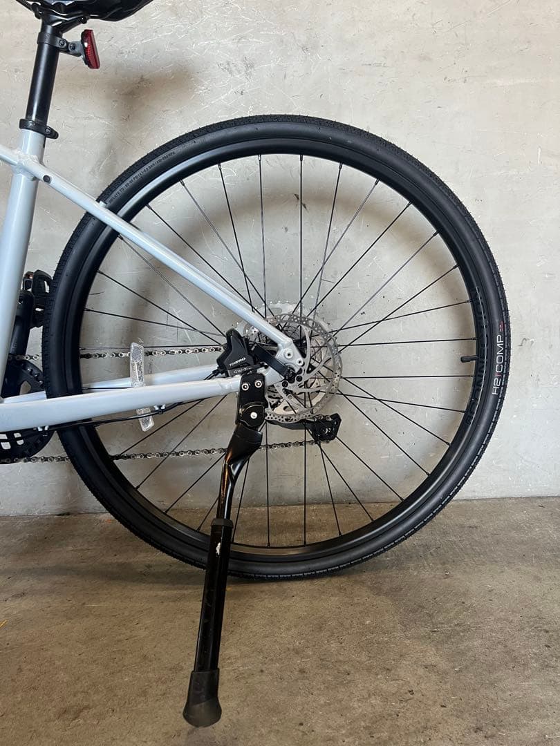 クロスバイク　 TREK FX2 DISC トレック　FX2 2025年モデル