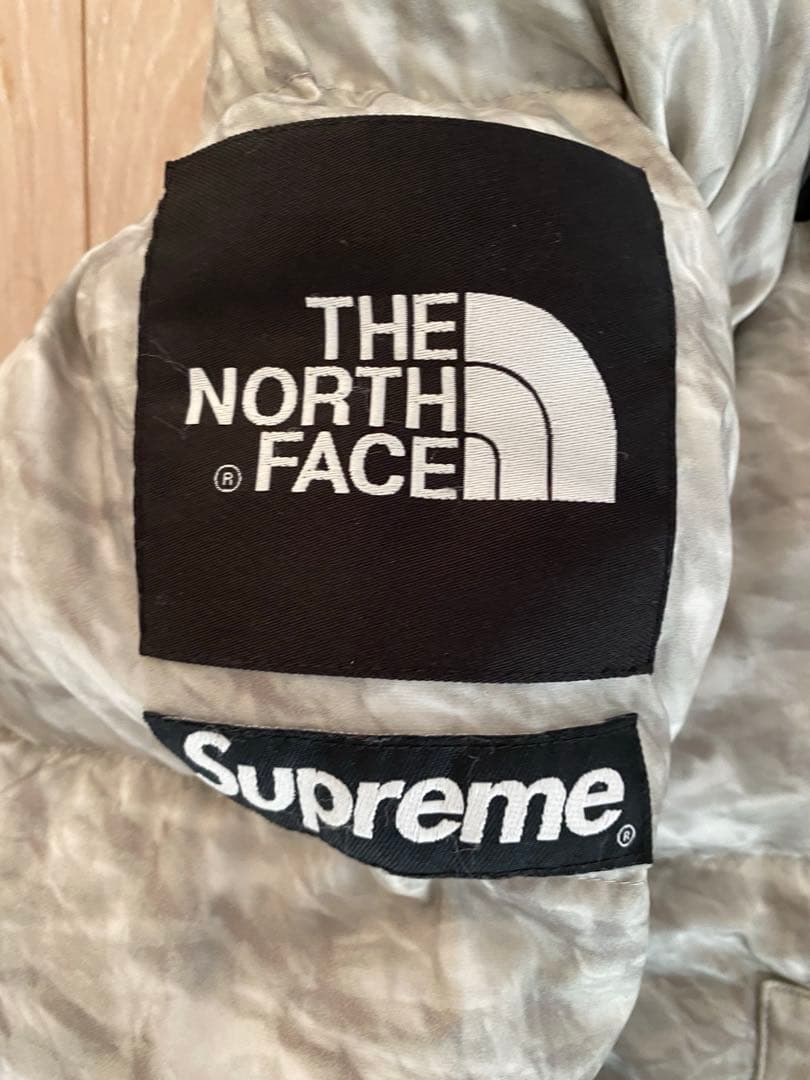 supreme north face ダウンジャケット　Agumo