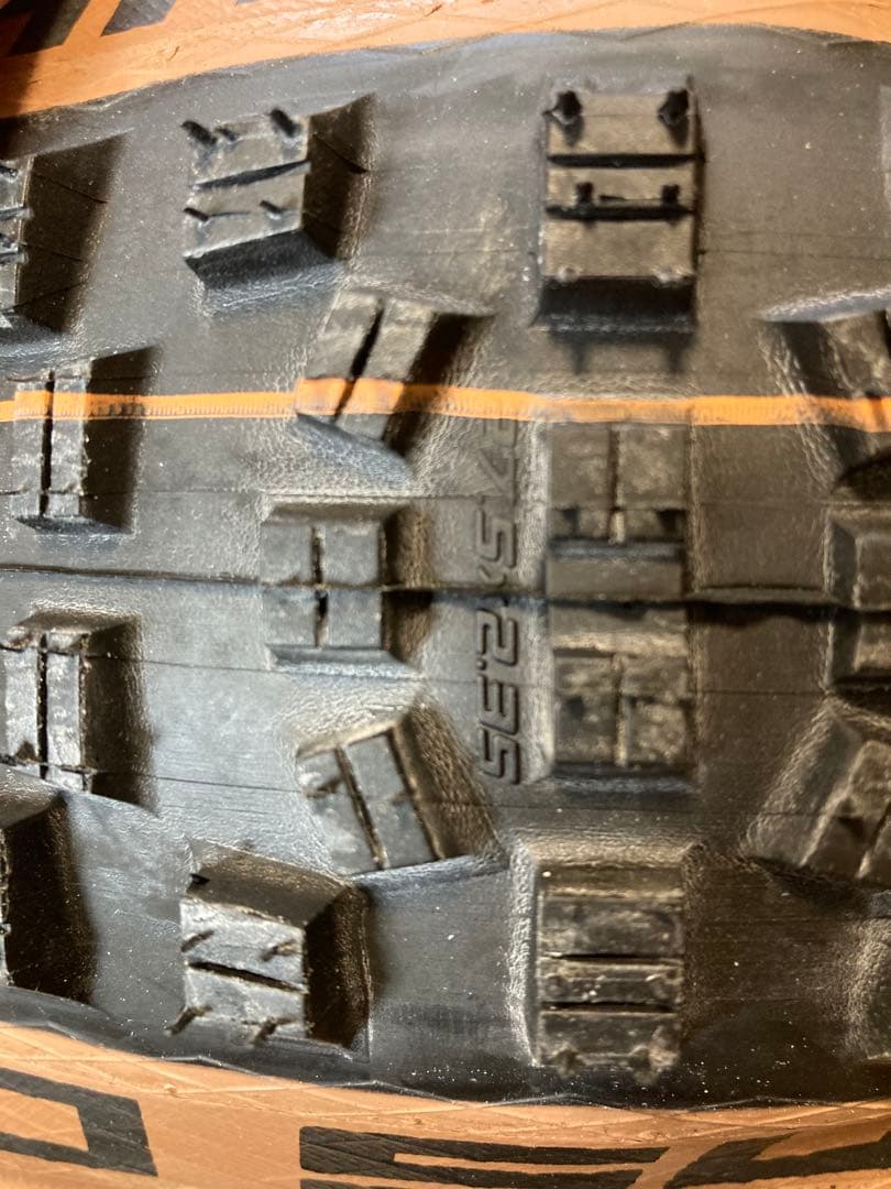 Schwalbe Hans Dampf MTB タイヤ　27.5×2.35 2本