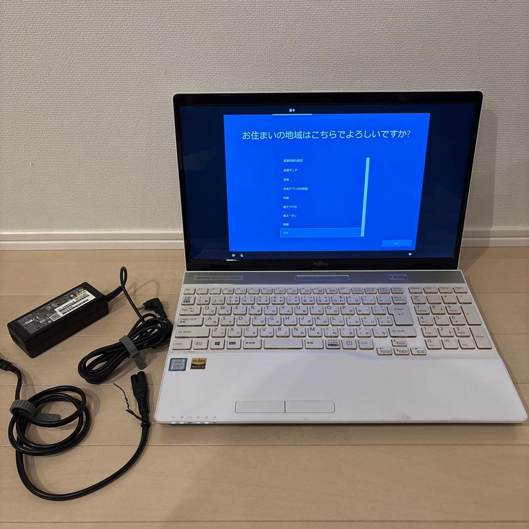 富士通　FMVWB3A37W ノートパソコン