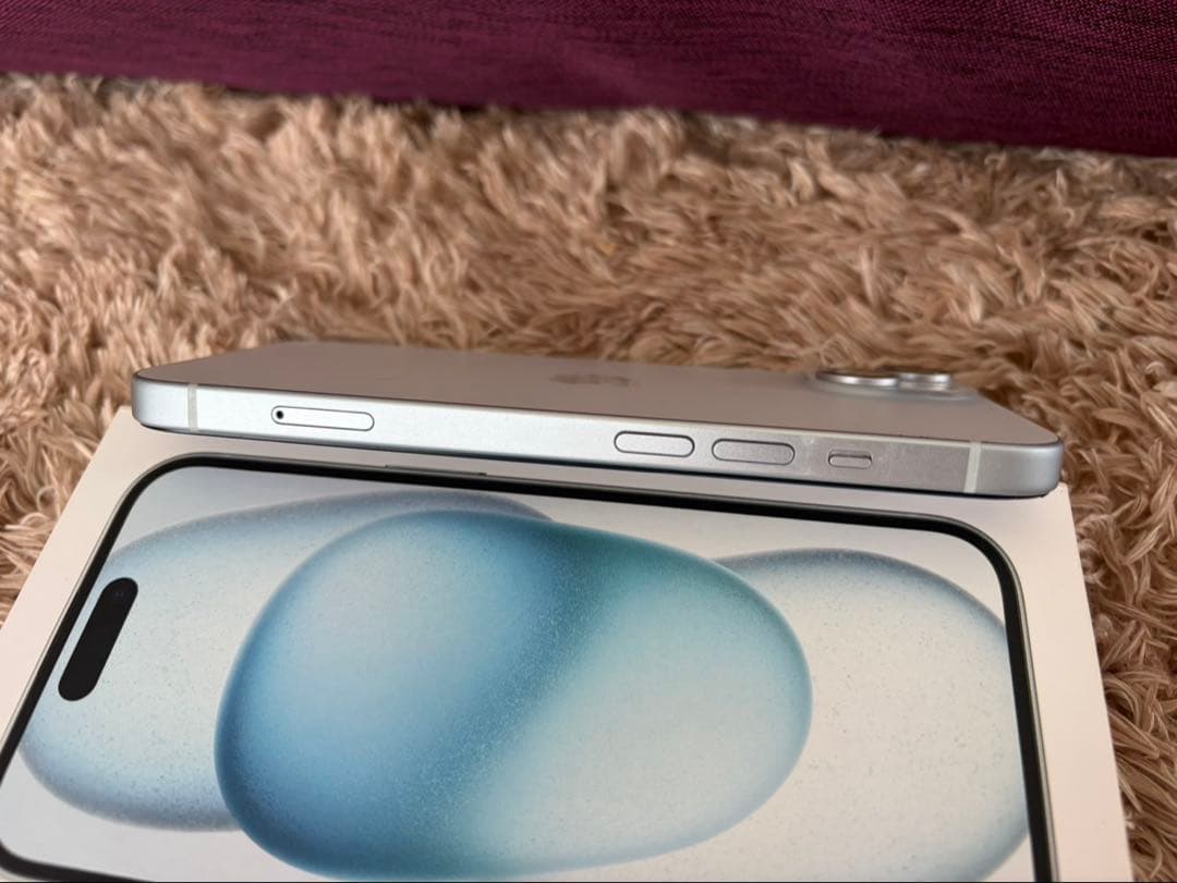 Apple iPhone 15 ブルー　128GB 本体