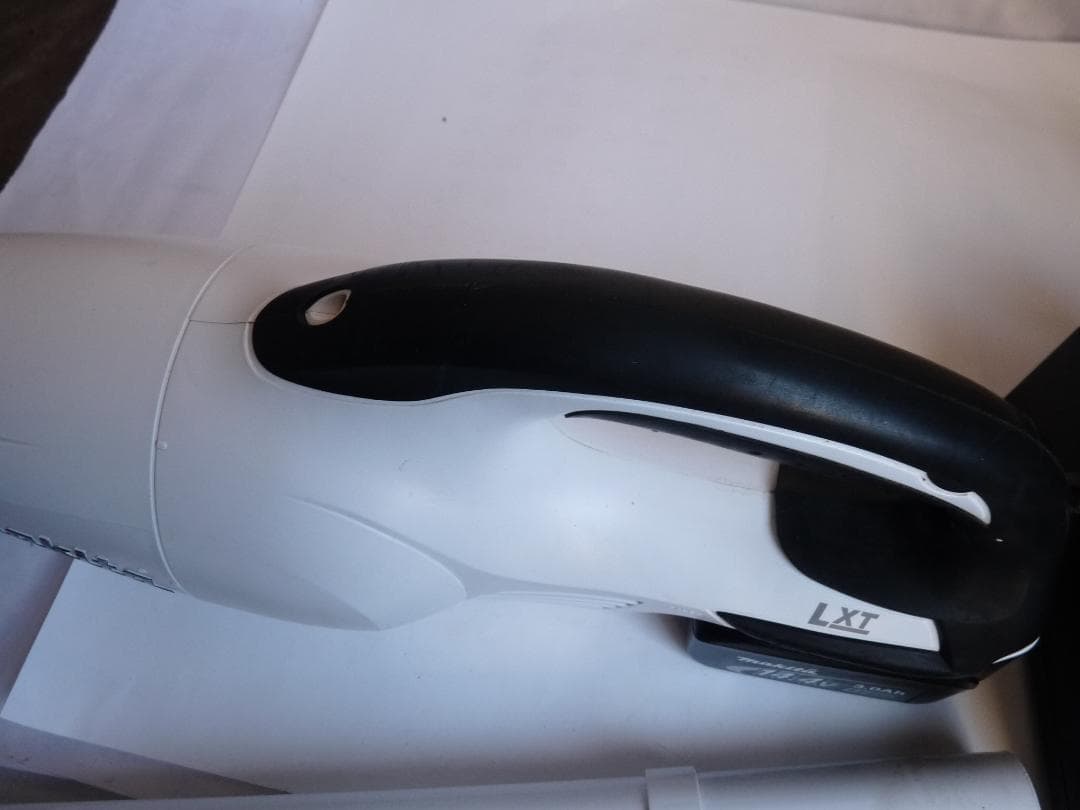 Makita CL140FD スティッククリーナー 充電器付き