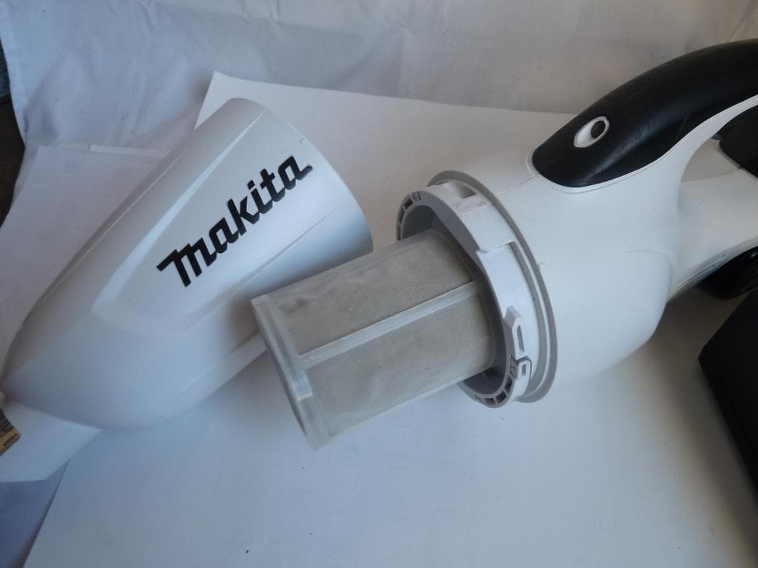 Makita CL140FD スティッククリーナー 充電器付き