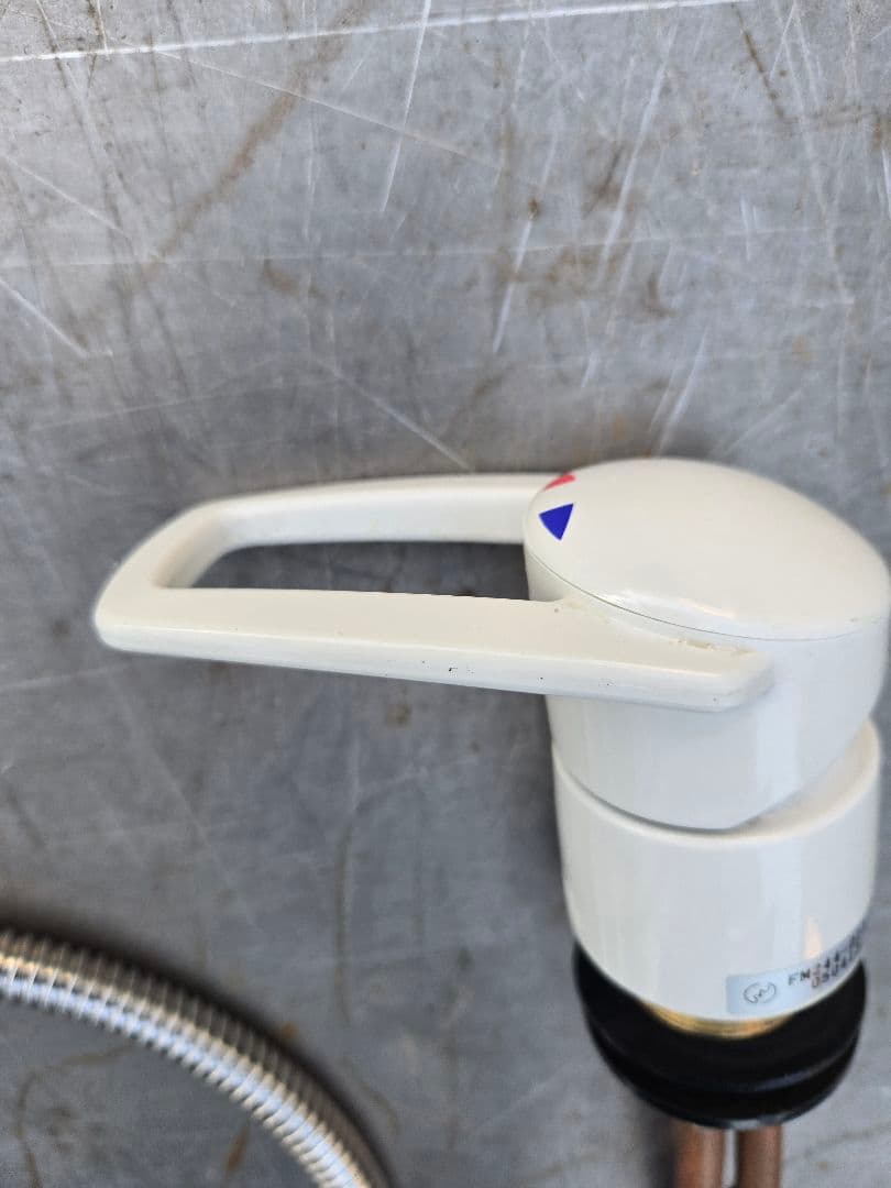 MYM洗髪シャワー水栓