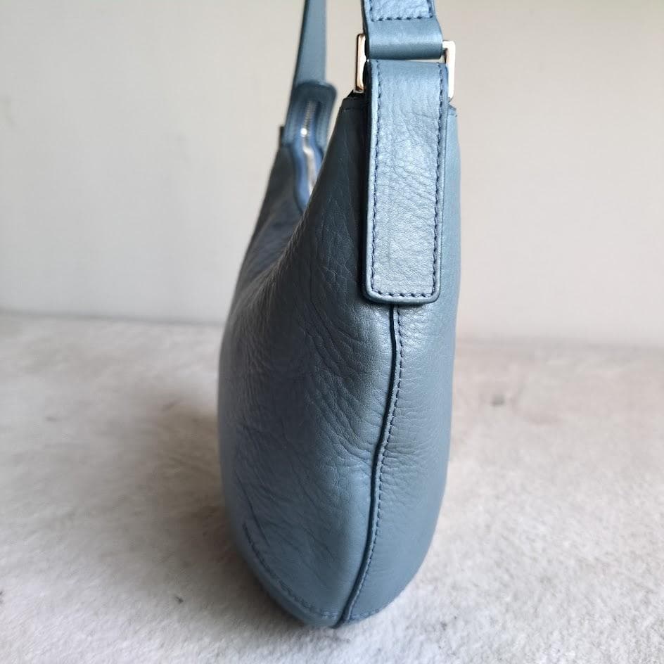 美品　ヒロフ　ショルダーバッグ　2way　ソーロ　ハーフムーン　レザー　ブルー