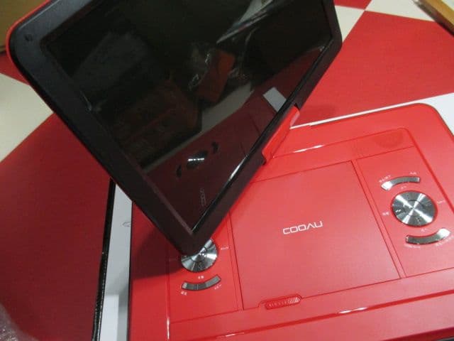 新品 ポータブルDVDプレイヤー COOAU 大画面15.6 回転式スクリーン