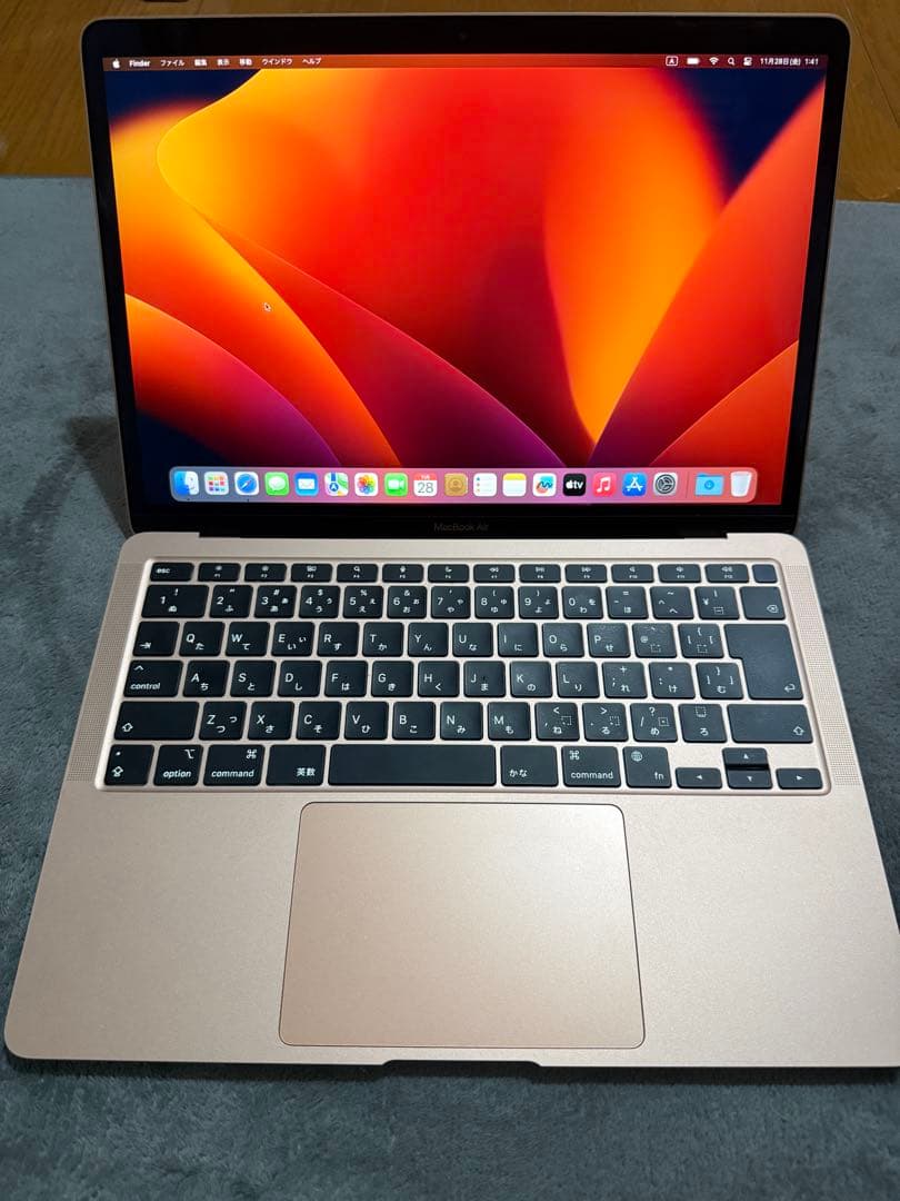 MacBook Air 2020年モデル13インチ 箱、充電器付き