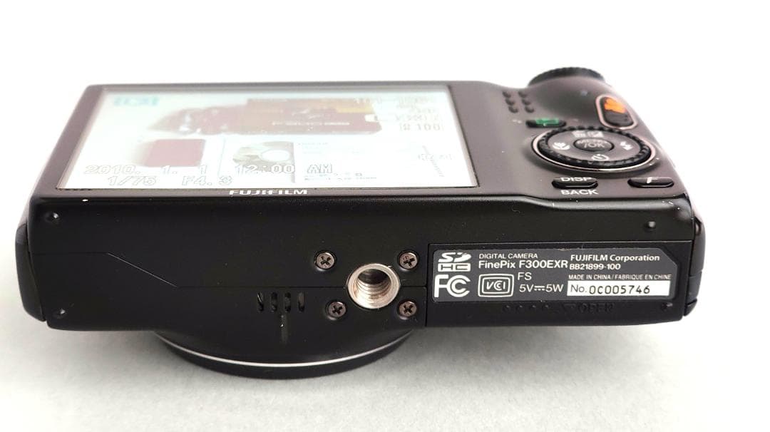 デジタルカメラ FUJIFILM FinePix F300EXR