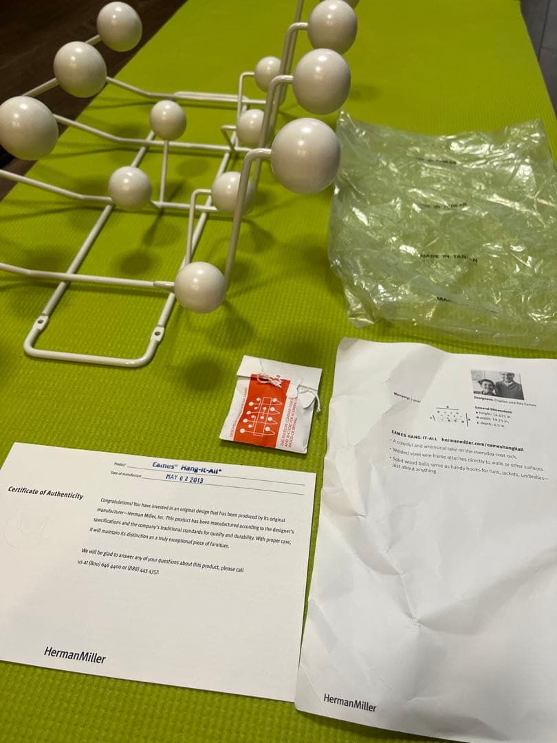 ハーマンミラー　ハングイットオール　白【美品】