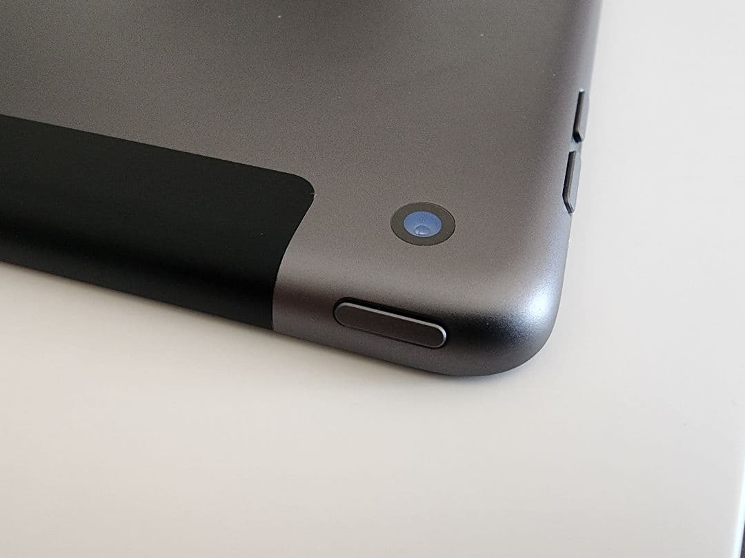 iPad 第9世代 64GB シルバー Wi-Fi+Cellularモデル