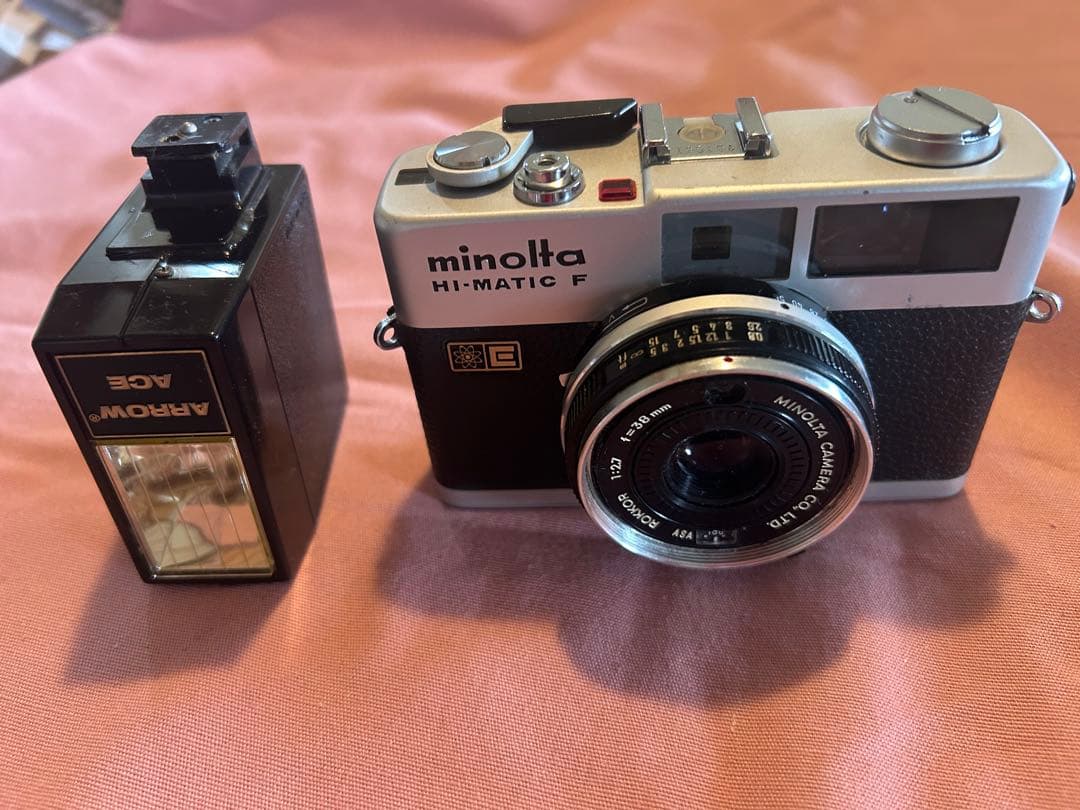 Minolta Hi-Magic F Arrow Aceのフラッシュ付き