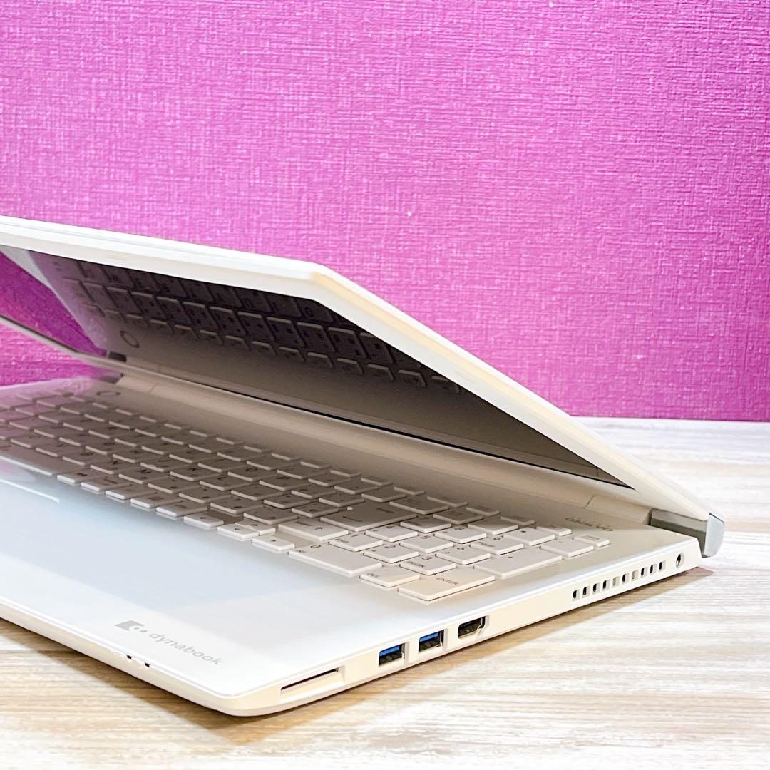 dynabook Core i7 8GB SSHD1TB ブルーレイ Win11